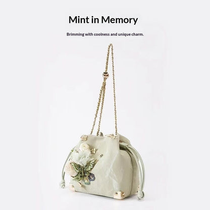 Mint in Memory designer original shoulder bag \ crossbody bag